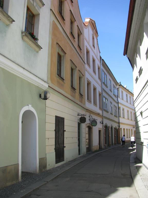 Penzion 102 Pardubice Dış mekan fotoğraf